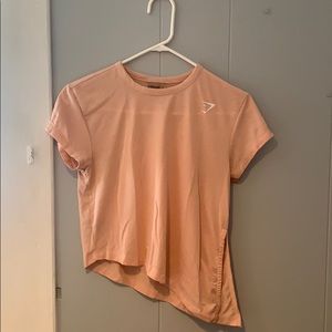 Women’s gym shark crop t